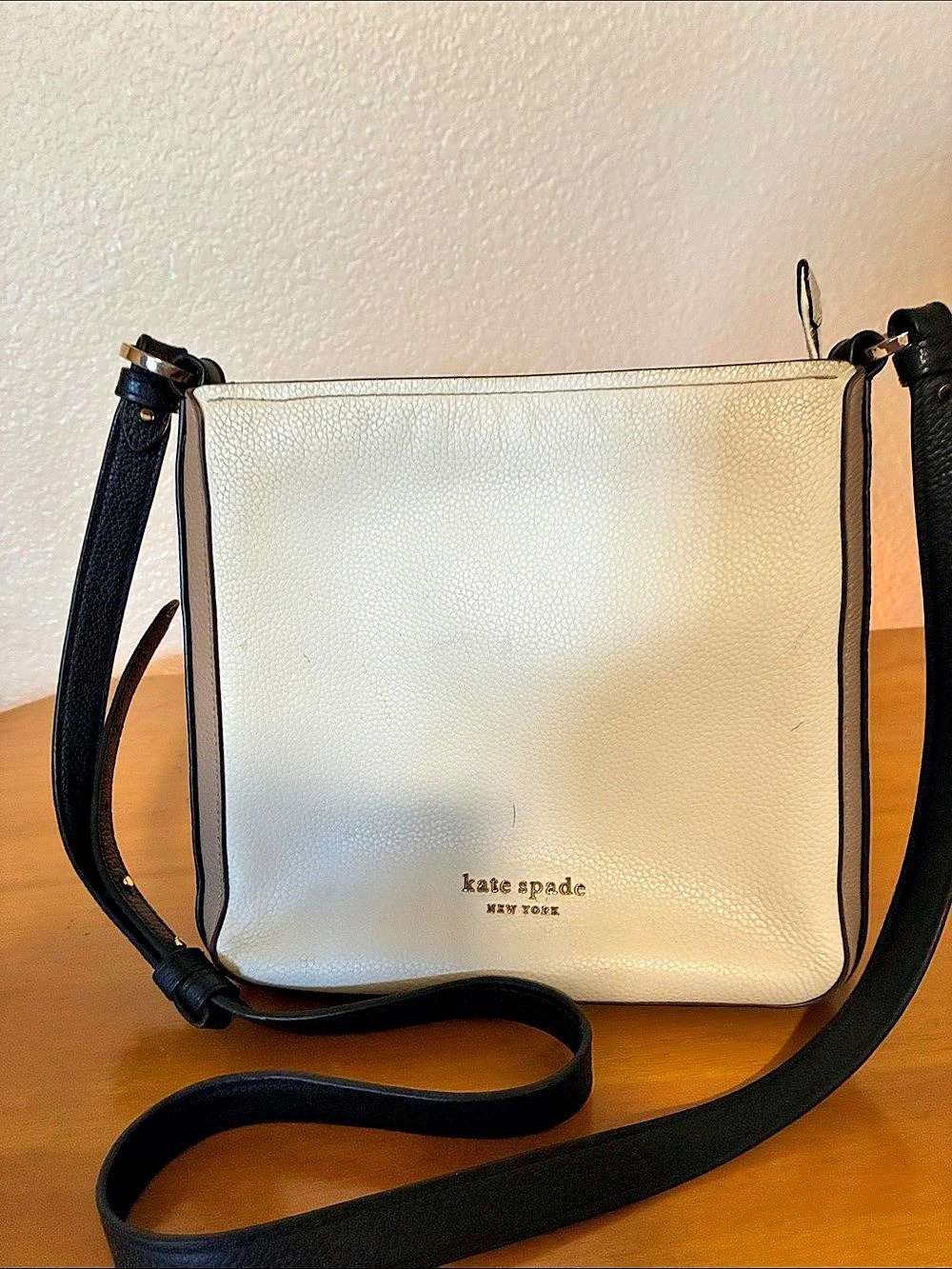 Kate Spade Crossbody Bag in White authentic leather